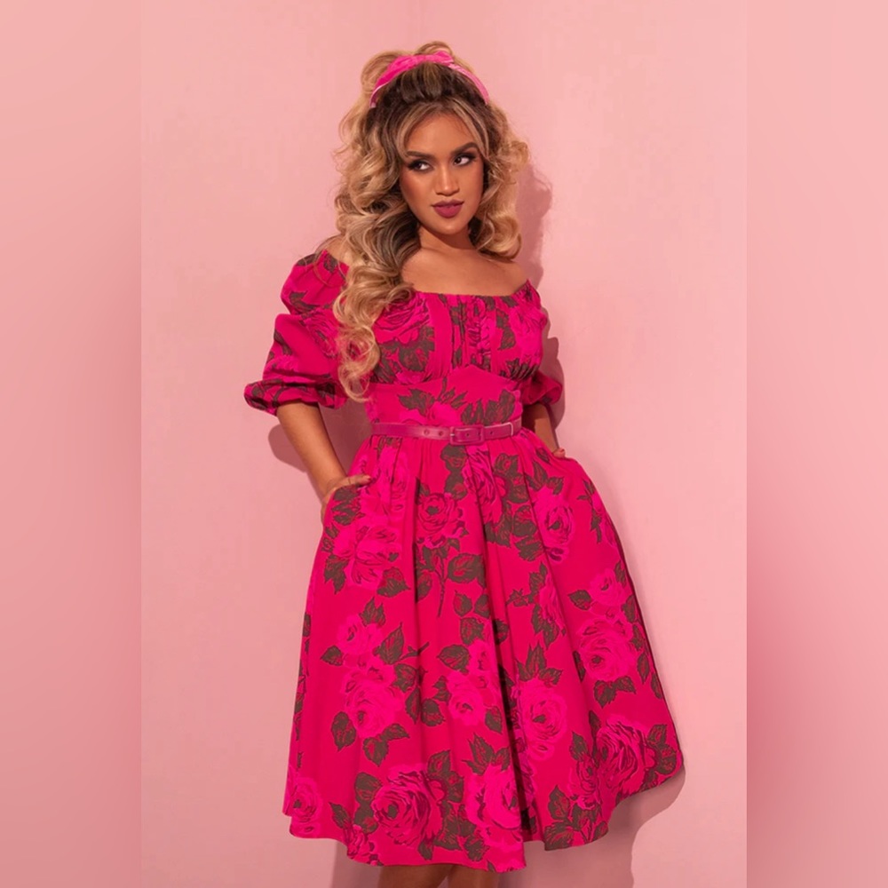 Vixen Vacation Dress in Vintage Hot Pink Roses